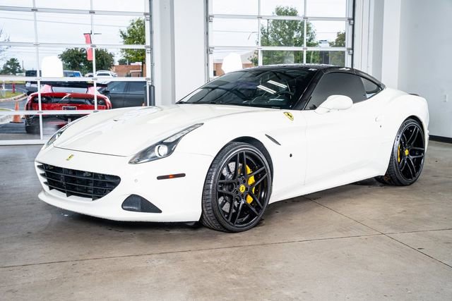 Used 2016 Ferrari California T RWD image 33