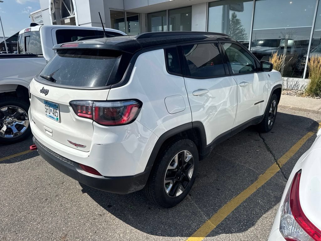 Used 2018 Jeep Compass Trailhawk w/ Leather Interior Group AWD/4WD image 6