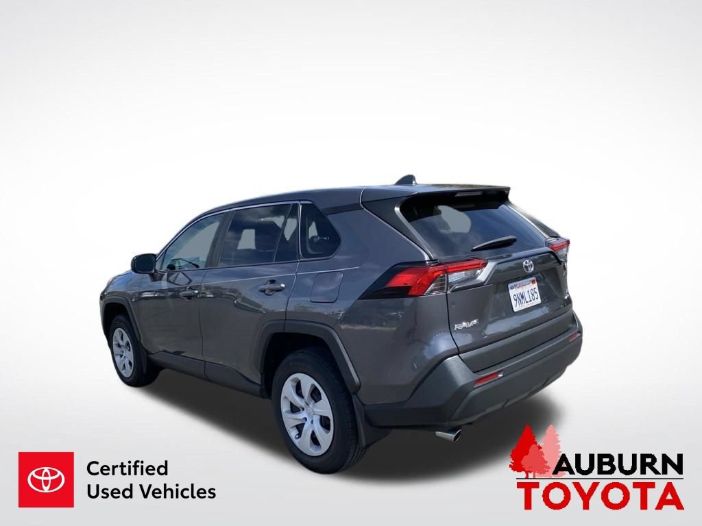 Certified 2022 Toyota RAV4 LE AWD/4WD image 6