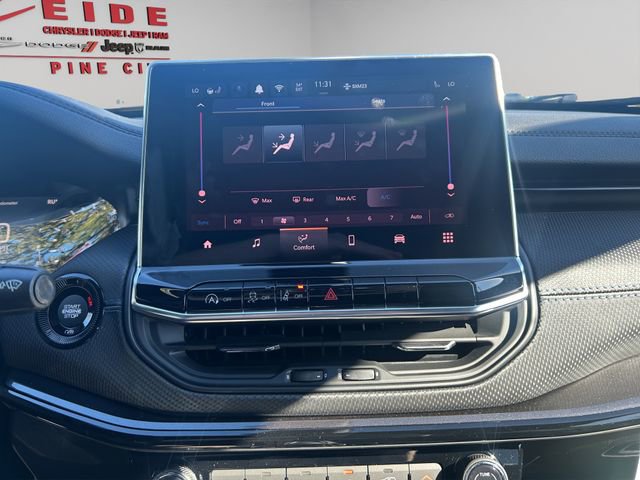 New 2026 Jeep Compass Altitude image 17