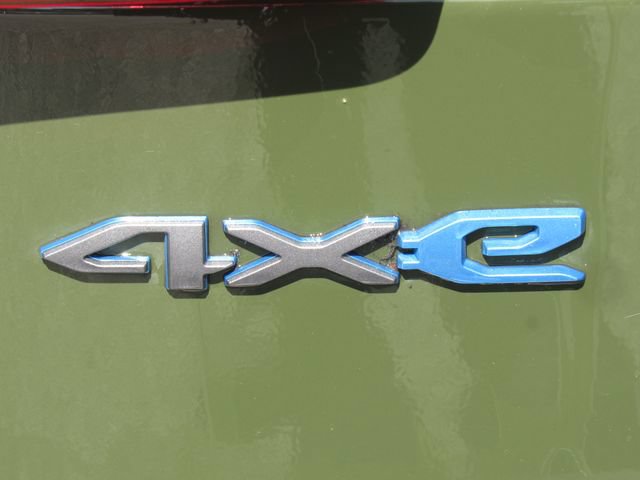 Used 2024 Jeep Wrangler Unlimited Rubicon 4xe AWD/4WD image 8