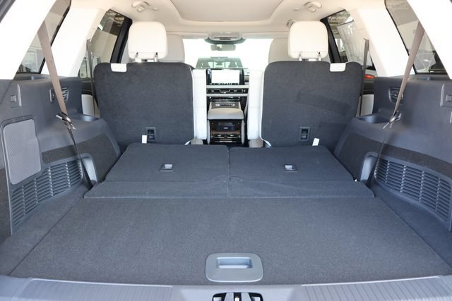 New 2026 Lincoln Aviator AWD image 20