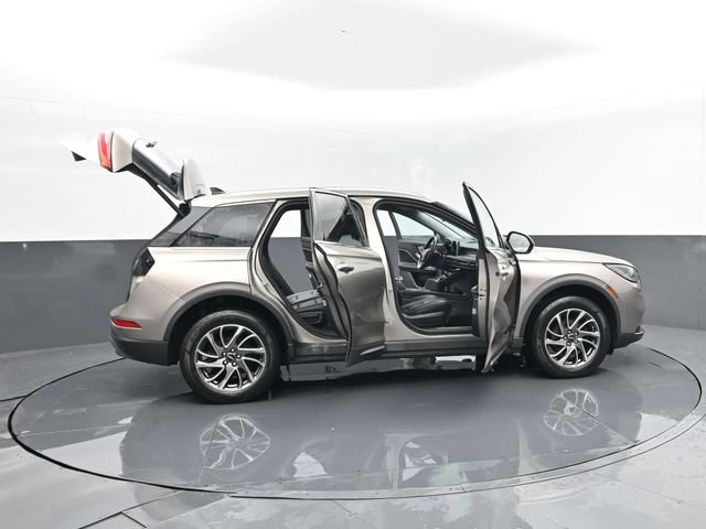 Used 2021 Lincoln Corsair AWD w/ Equipment Group 101A image 34