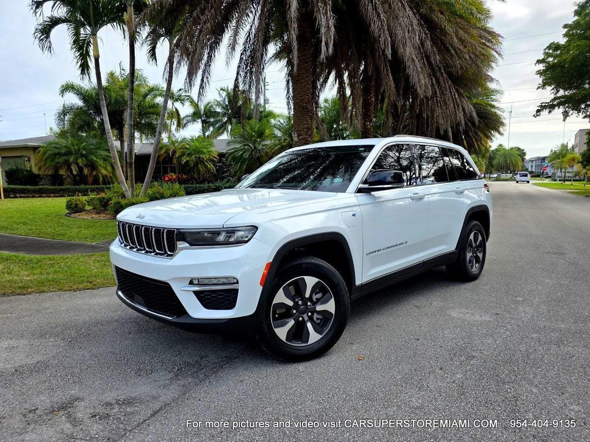 Used 2022 Jeep Grand Cherokee Limited 4xe image 10