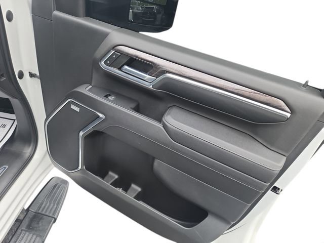 Used 2024 Chevrolet Silverado 2500 LTZ w/ LTZ Convenience Package image 12