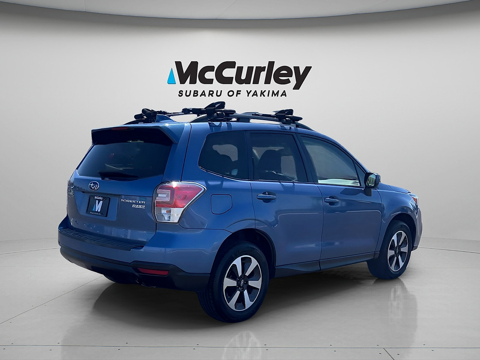 Used 2017 Subaru Forester 2.5i Premium w/ All-Weather Package AWD/4WD image 6
