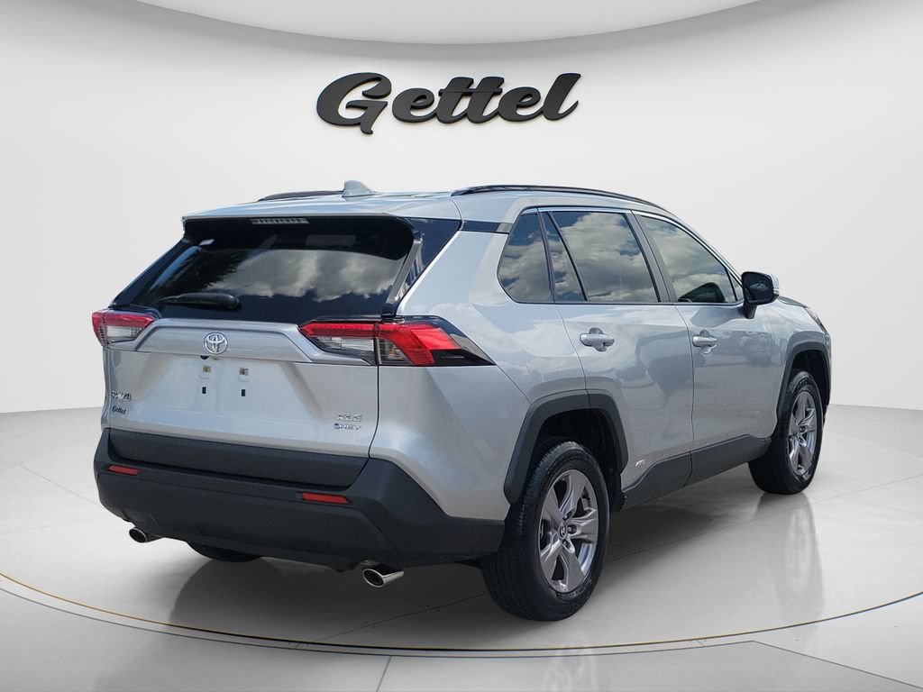 Certified 2025 Toyota RAV4 XLE AWD/4WD image 5