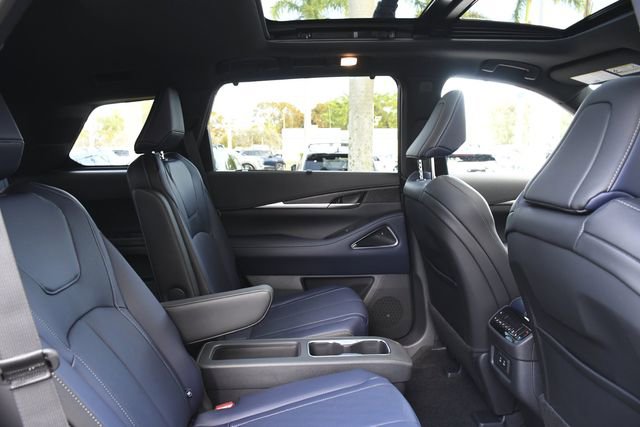 New 2026 INFINITI QX60 Sport w/ Dark Cargo Package image 31