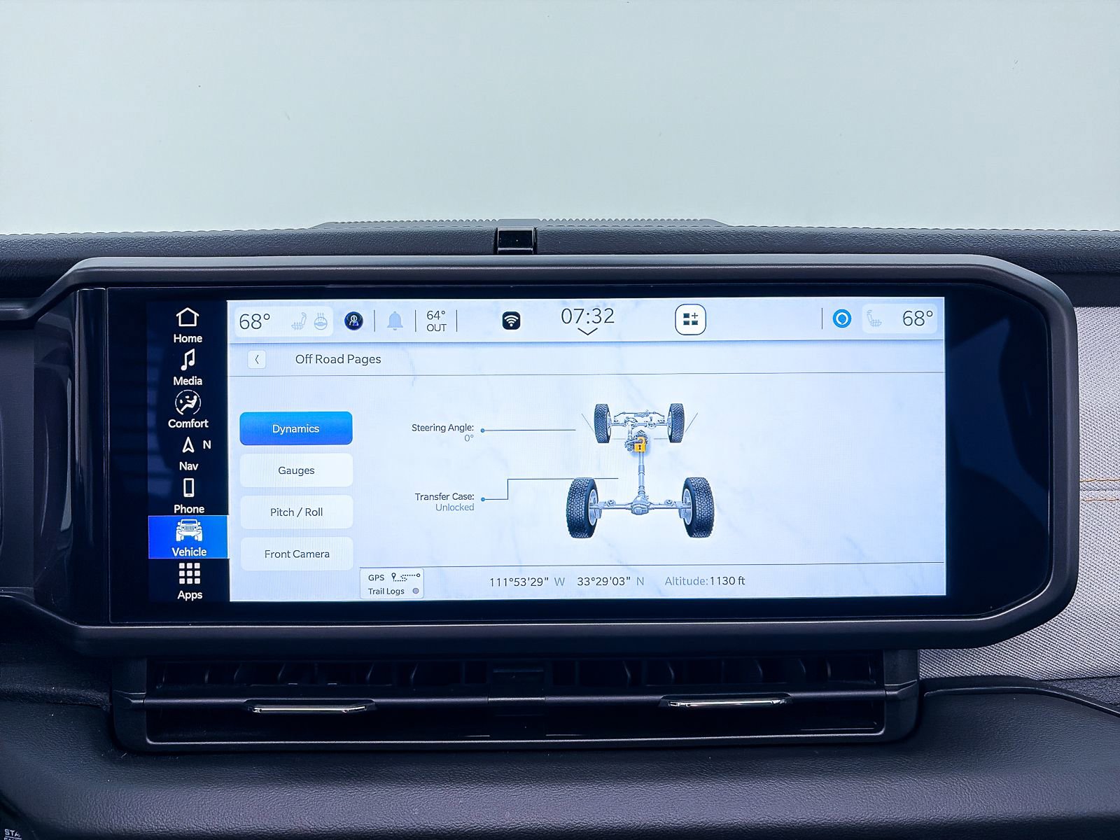 Used 2024 Jeep Wrangler Sahara w/ Technology Group image 7