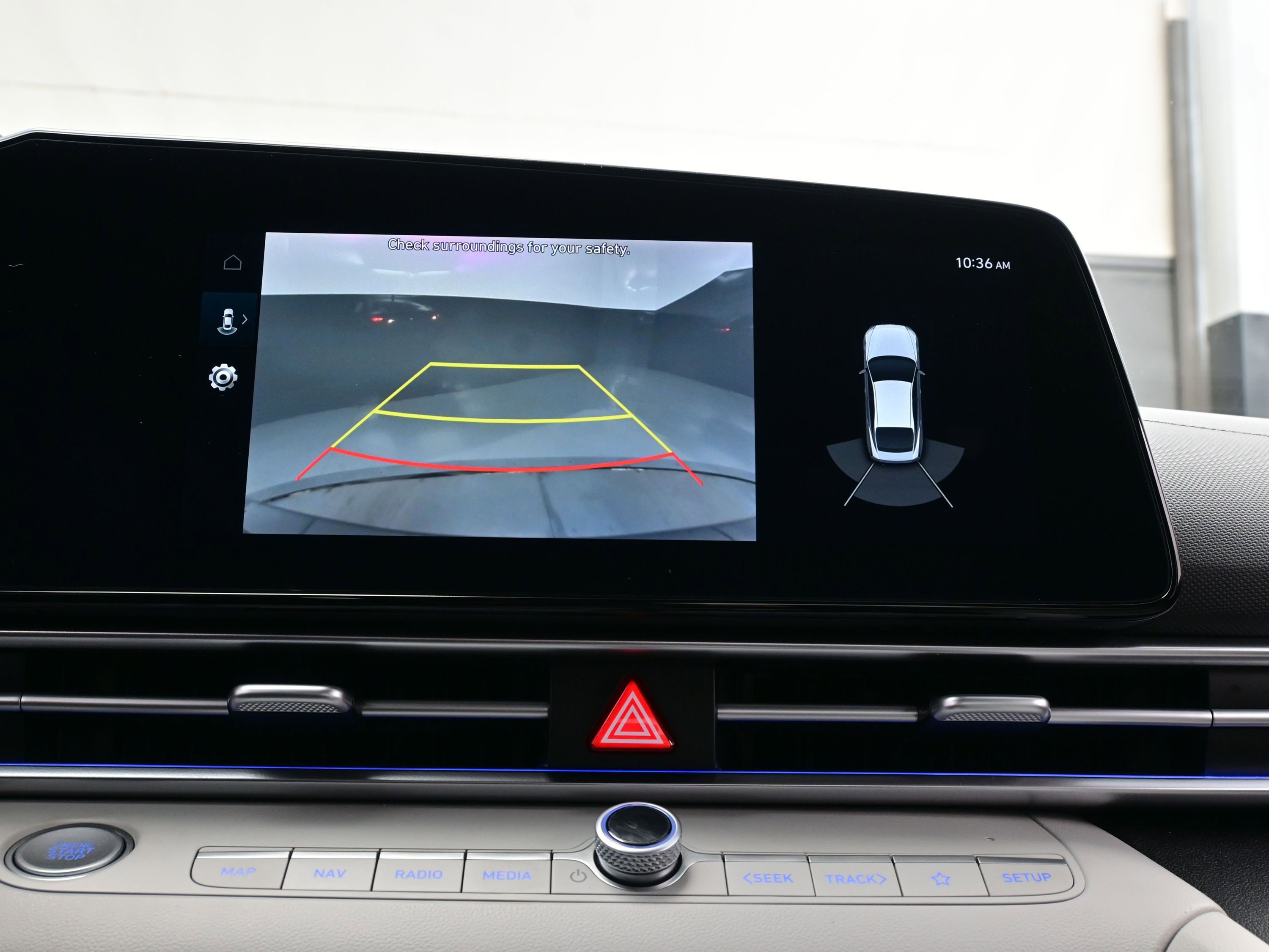 Used 2023 Hyundai Elantra Limited image 18