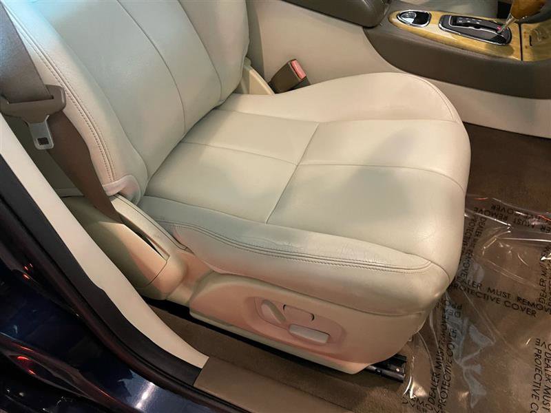 Used 2006 Jaguar S-TYPE 3.0 image 37