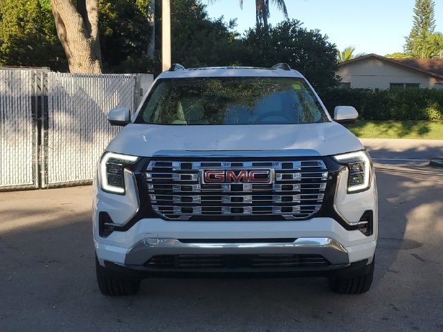 Used 2026 GMC Terrain Denali AWD/4WD image 8