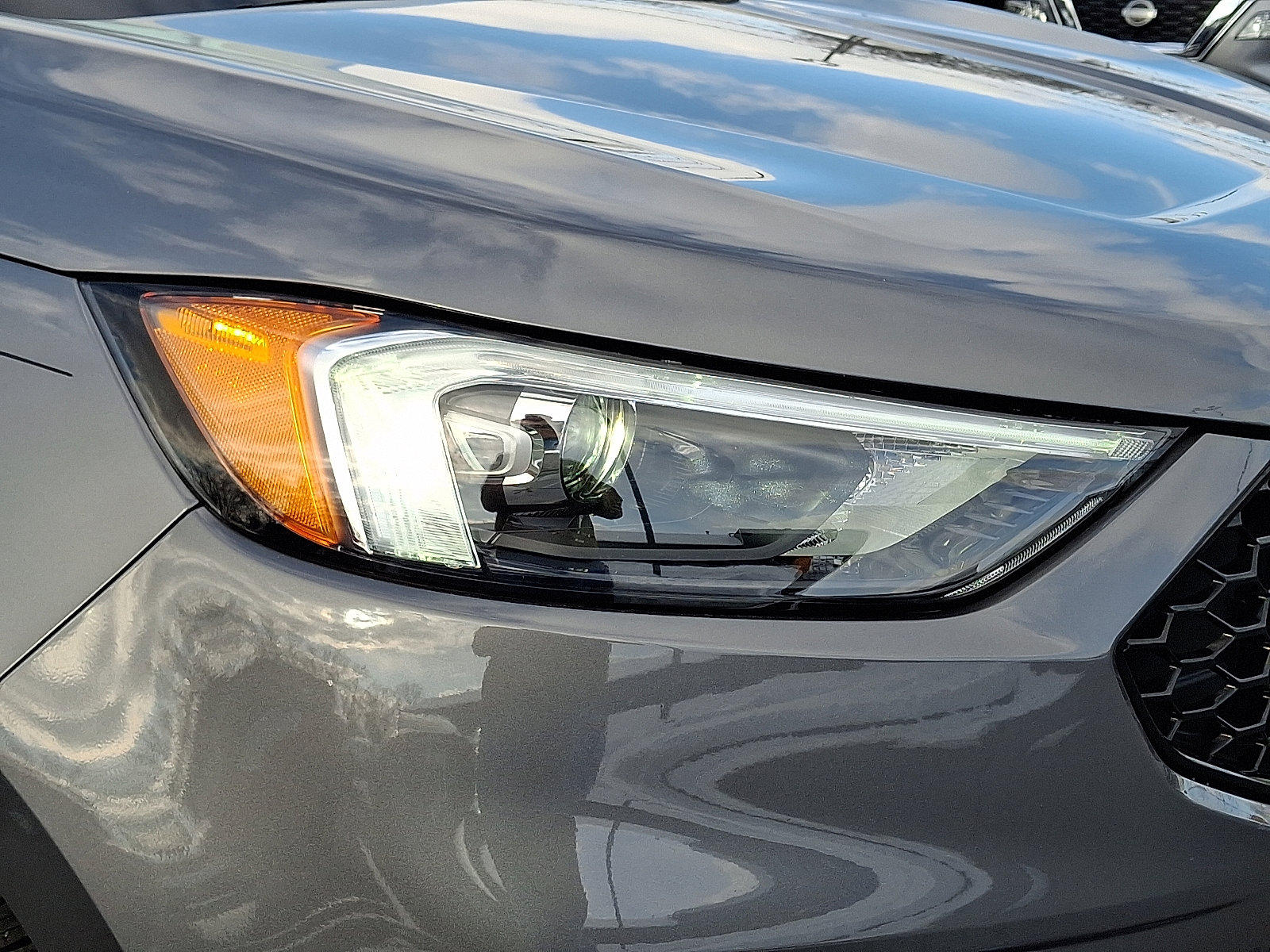 Used 2023 Ford Edge ST-Line image 11
