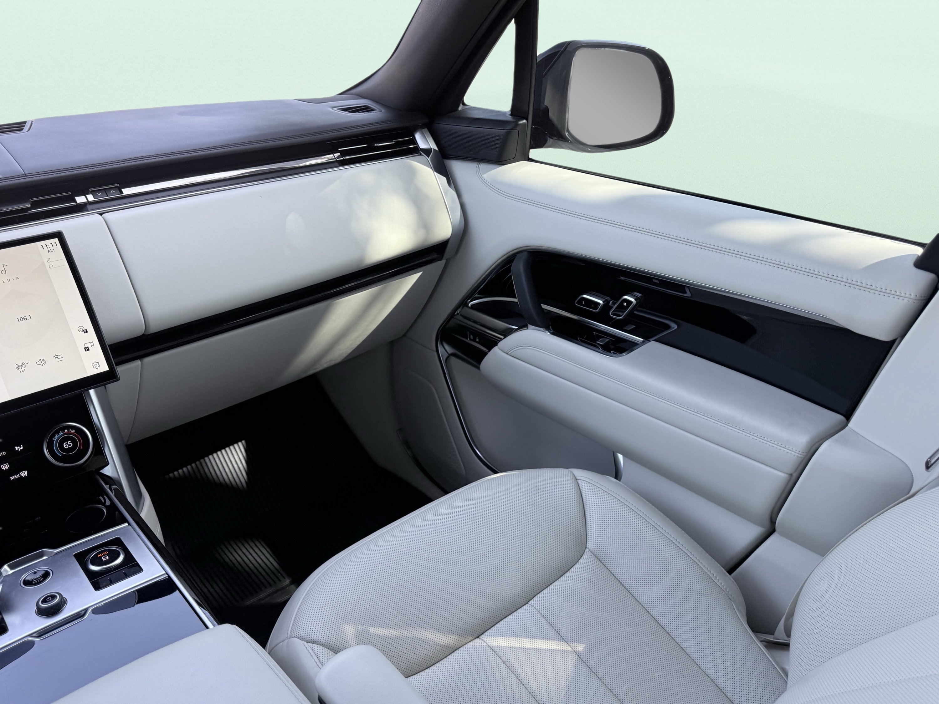 Used 2023 Land Rover Range Rover Long Wheelbase Autobiography image 68