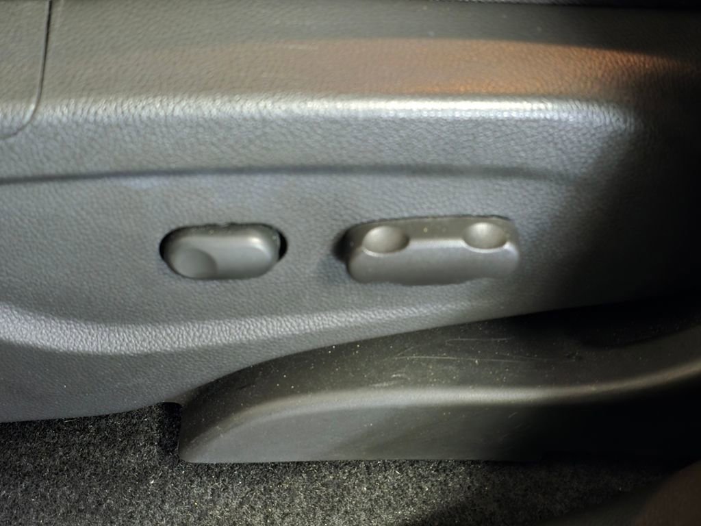 Used 2020 Buick Encore Preferred w/ Safety Package image 14