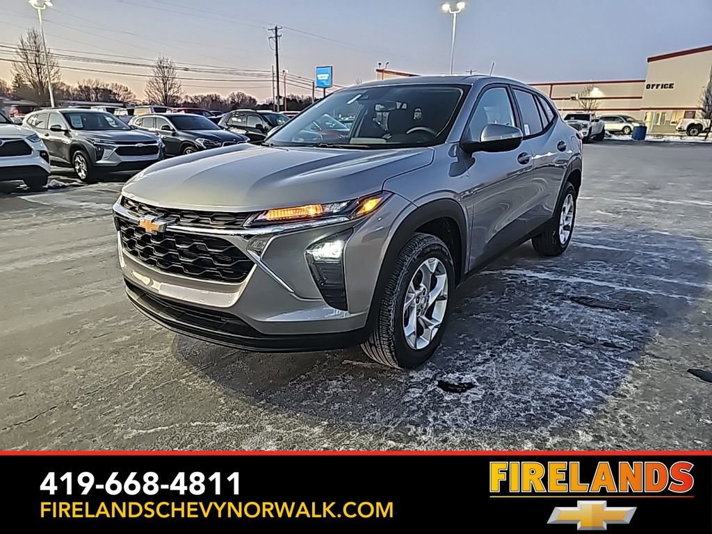 New 2026 Chevrolet Trax LS w/ LS Convenience Package