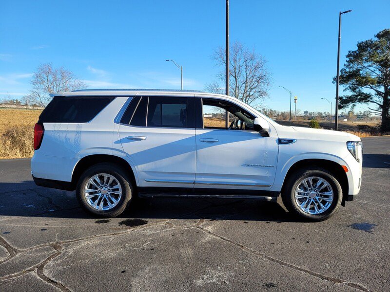 Used 2021 GMC Yukon SLT w/ Rear Media and Nav Package image 15