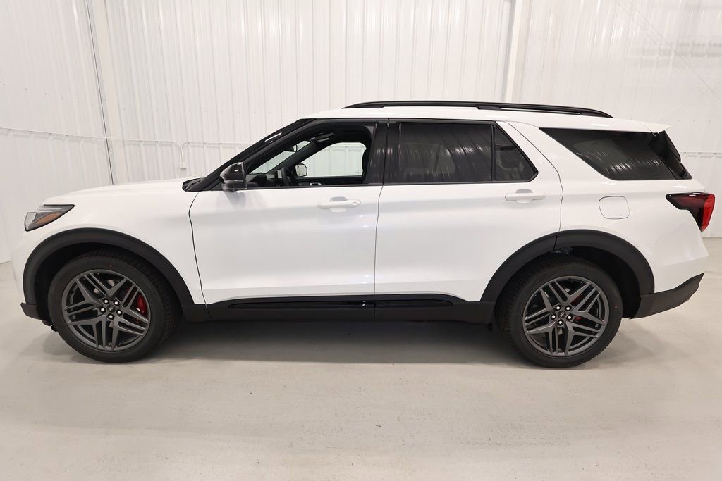 New 2026 Ford Explorer ST w/ Sun And Sound Package image 5