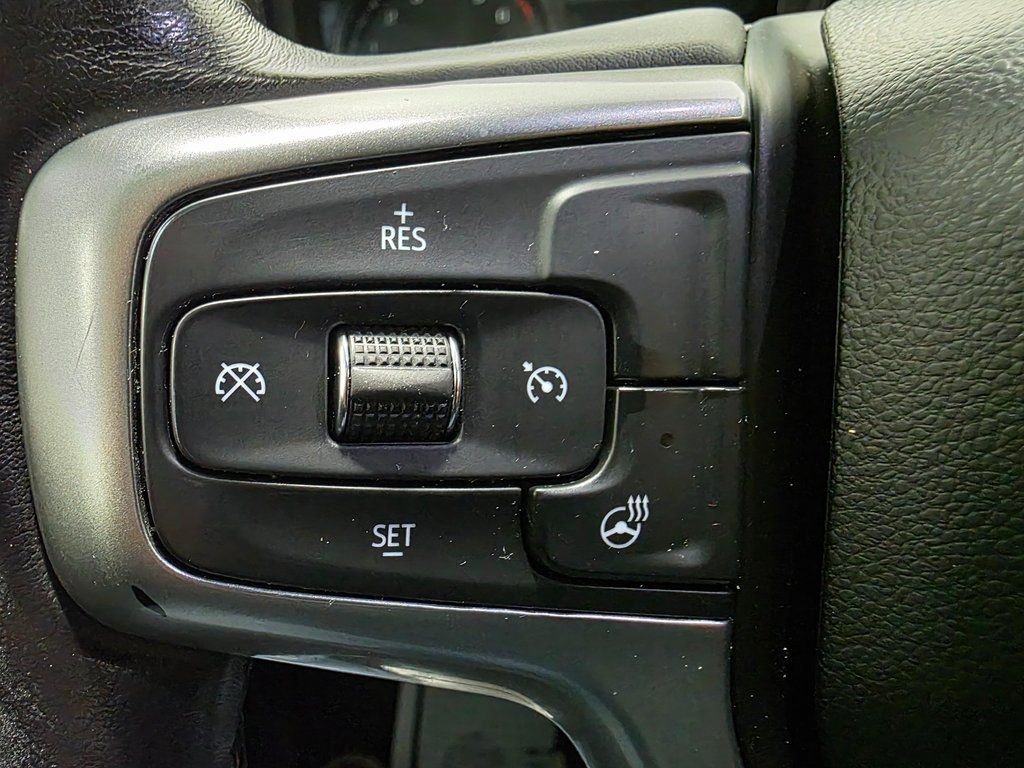 Used 2020 Chevrolet Silverado 1500 RST w/ True North Edition AWD/4WD image 5