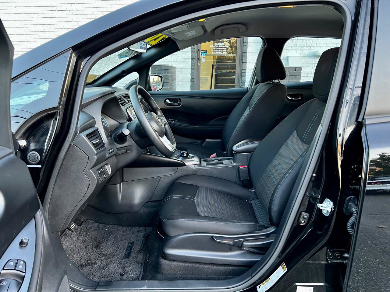Used 2020 Nissan Leaf S w/ S Charge Package FWD image 13
