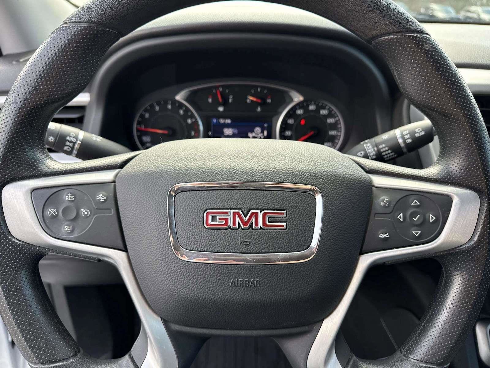 Used 2022 GMC Acadia SLE FWD image 37