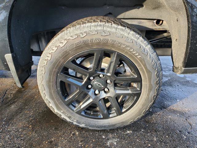 Used 2022 Chevrolet Silverado 1500 LT Trail Boss w/ Convenience Package II AWD/4WD image 30