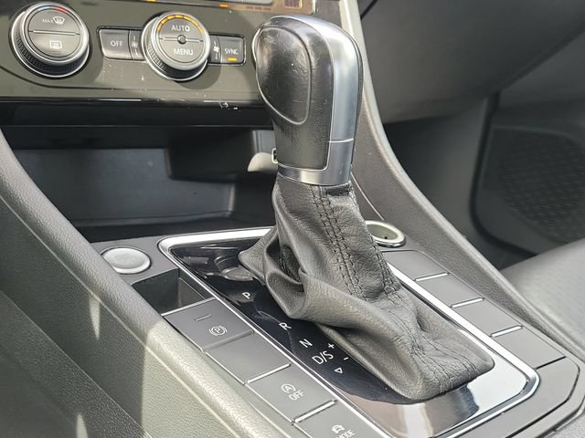 Used 2019 Volkswagen Jetta SEL FWD image 29
