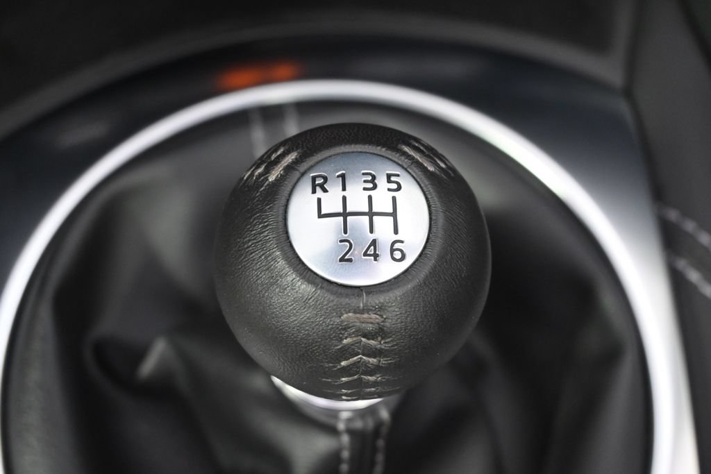 Used 2024 MAZDA MX-5 Miata RF Club RWD image 39