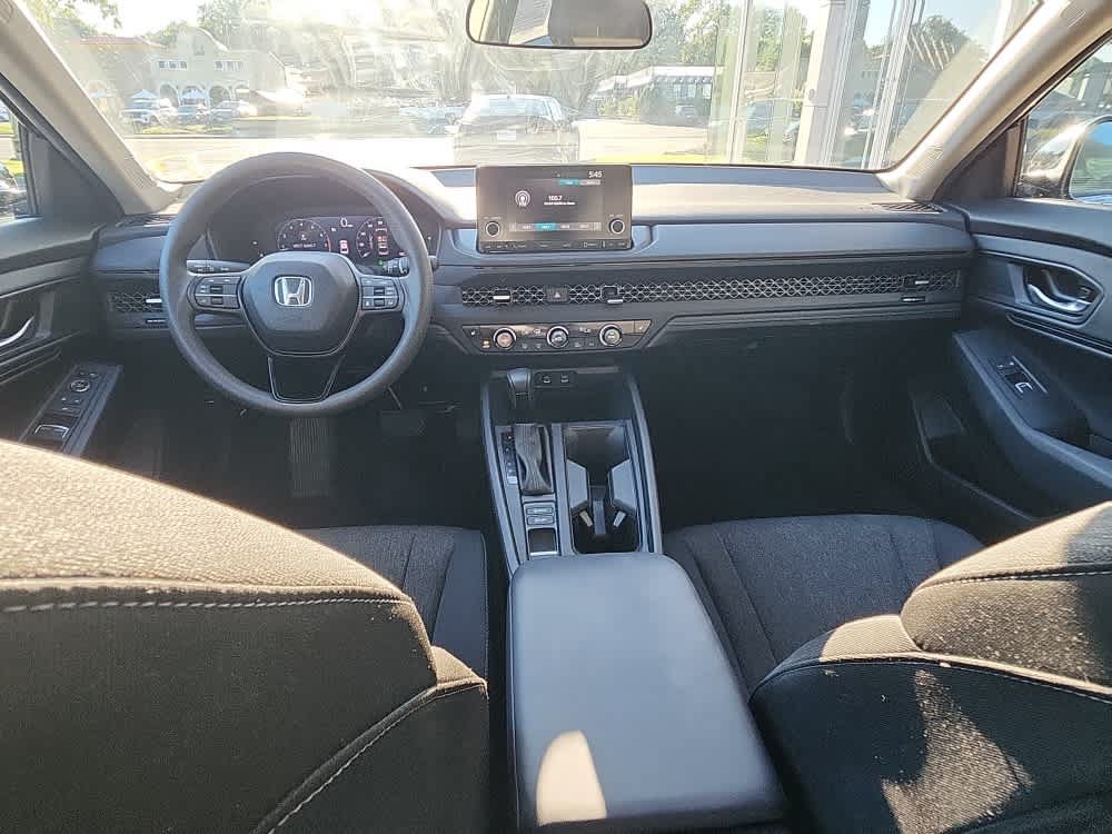 Used 2025 Honda Accord SE image 13