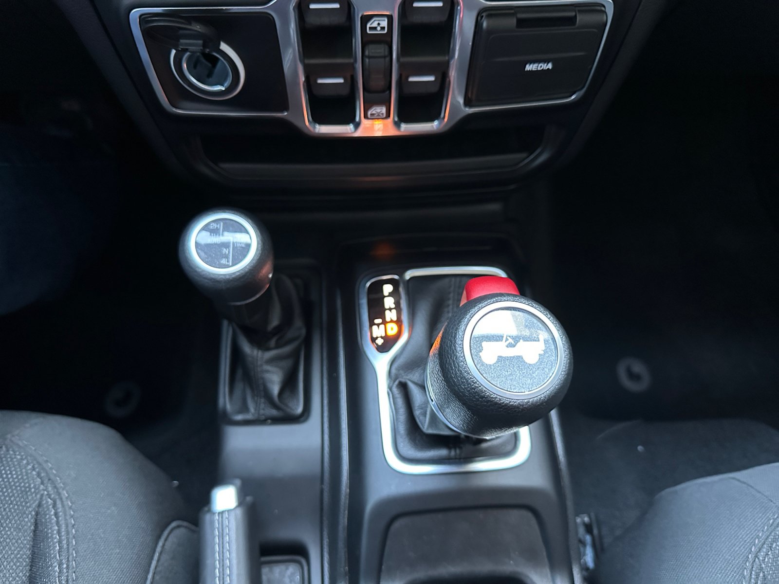 Used 2023 Jeep Wrangler Unlimited w/ 8.4" Radio Group AWD/4WD image 24