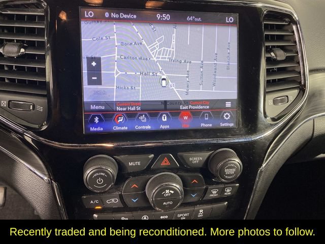 Used 2020 Jeep Grand Cherokee Limited AWD/4WD image 20