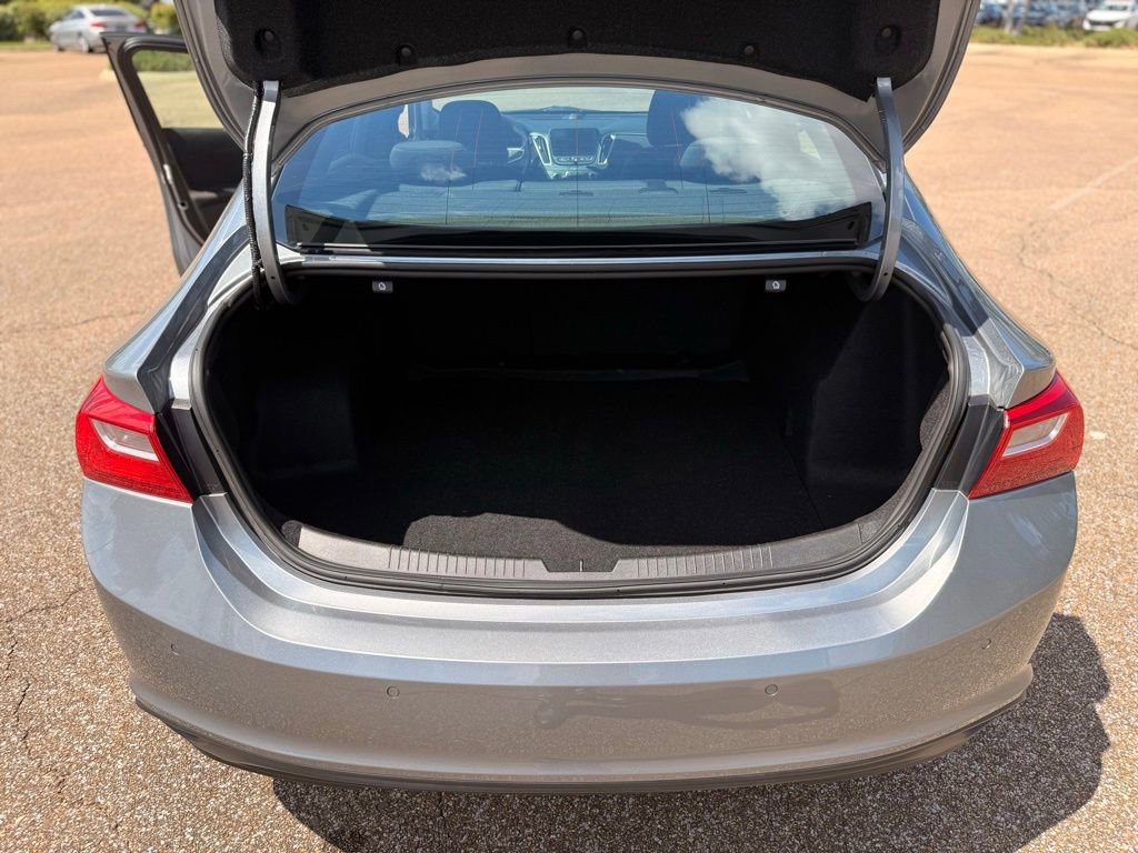 Used 2024 Chevrolet Malibu LT image 11