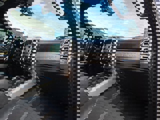 Used 2017 Ford F250 Platinum w/ Platinum Ultimate Package image 14