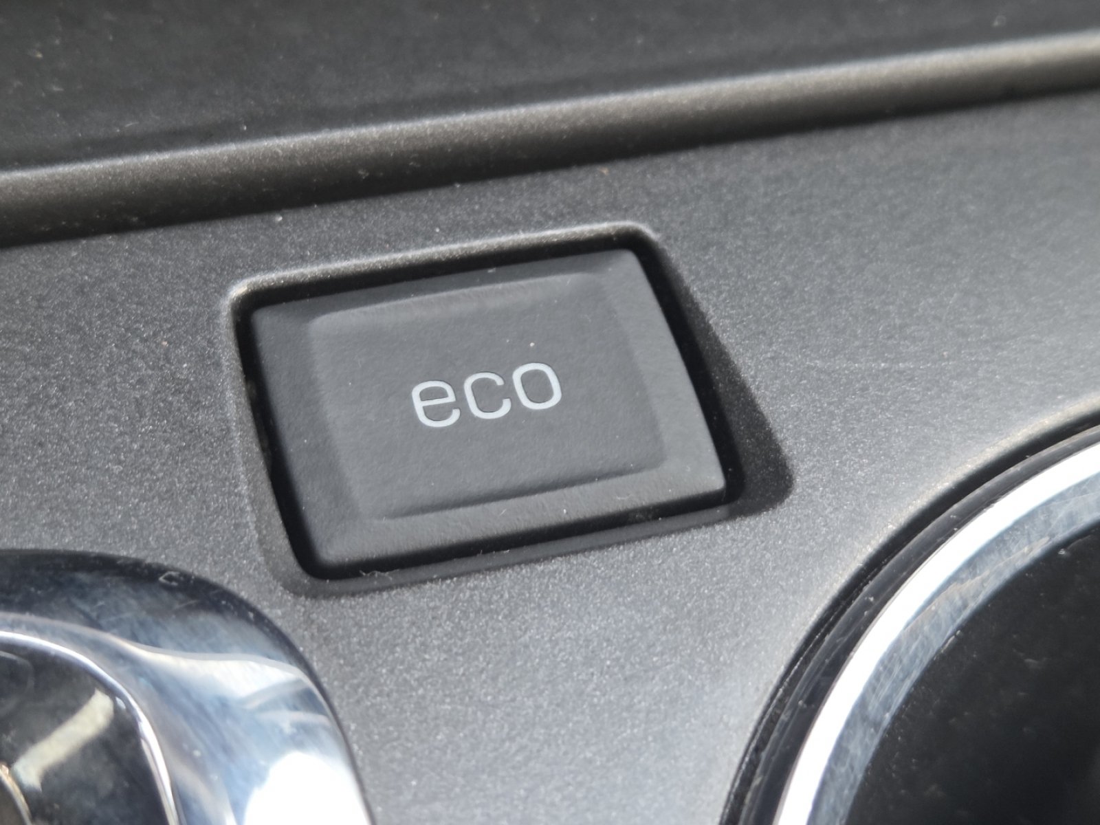Used 2015 Chevrolet Equinox LT FWD image 5