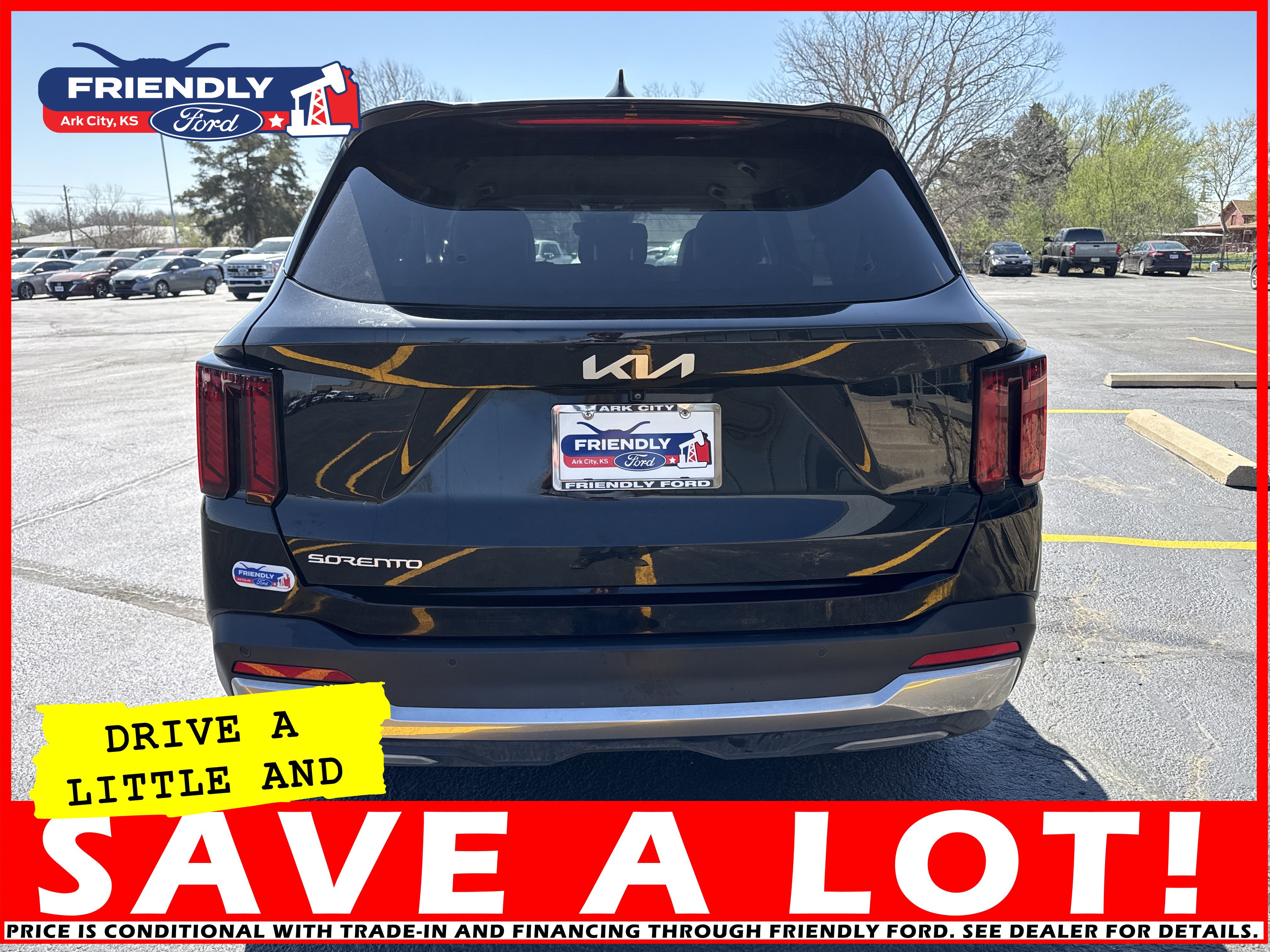 Used 2024 Kia Sorento S image 6