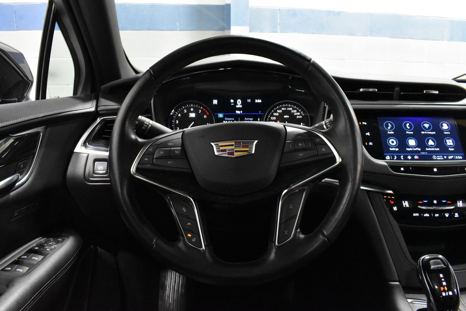 Used 2021 Cadillac XT5 Premium Luxury image 7