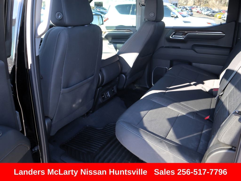 Used 2023 Chevrolet Silverado 1500 LT image 14