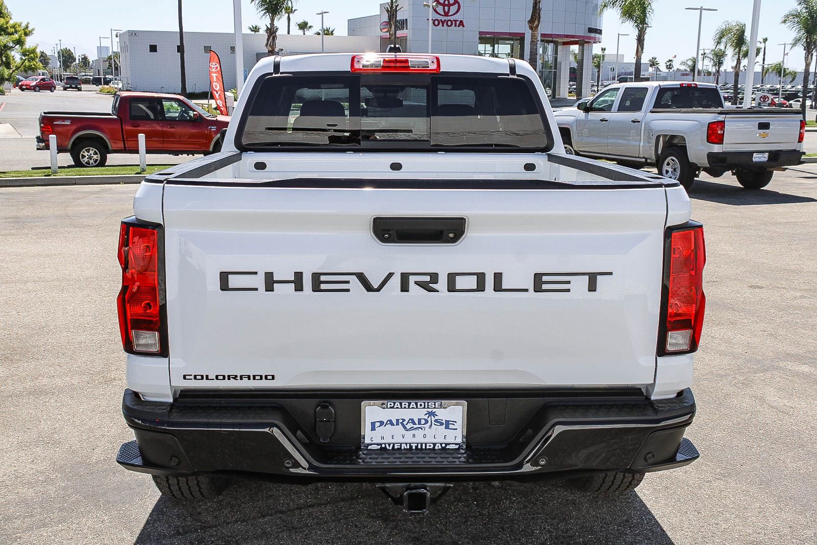 Used 2024 Chevrolet Colorado Trail Boss w/ Technology Package image 8