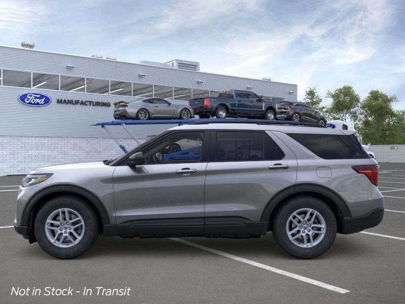 New 2026 Ford Explorer Active w/ Active Comfort Package RWD image 3
