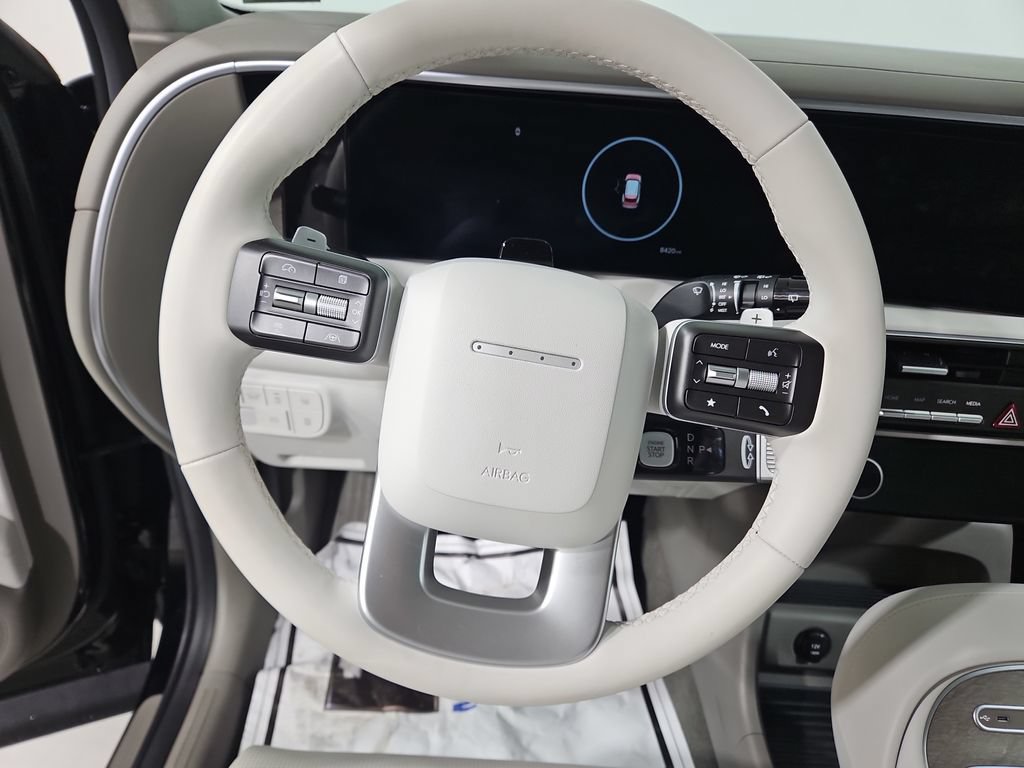 Used 2026 Hyundai Palisade Limited AWD/4WD image 16