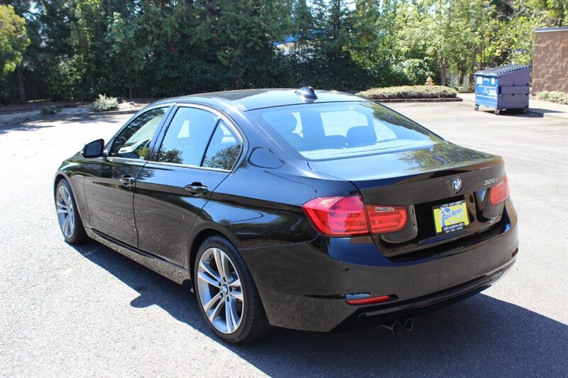 Used 2013 BMW 328i Sedan RWD image 3