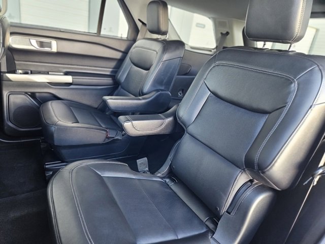 Used 2023 Ford Explorer Limited image 14