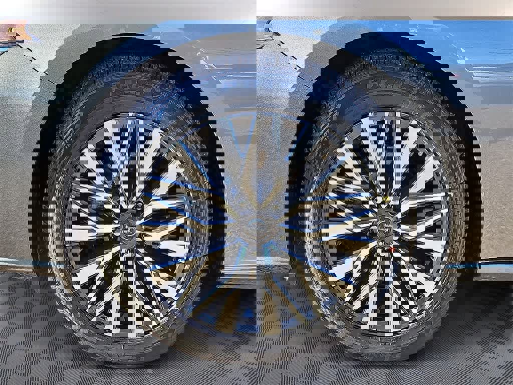 Used 2024 Nissan Altima 2.5 SV image 8