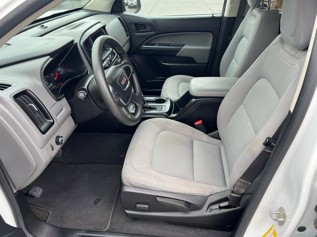 Used 2020 GMC Canyon 2WD Crew Cab w/ Convenience Package image 12