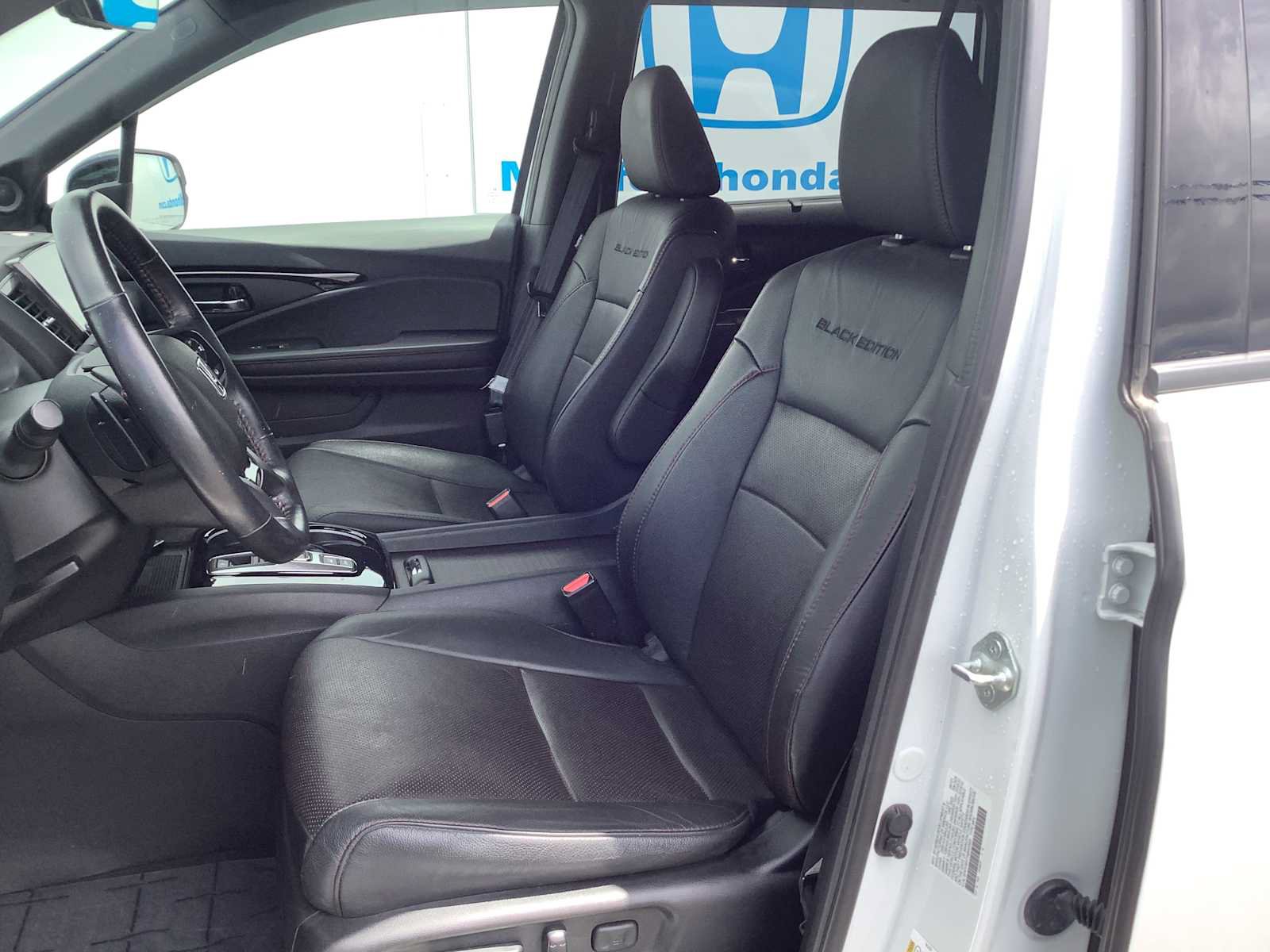Certified 2022 Honda Pilot Black Edition image 11
