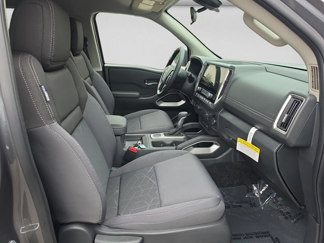 New 2026 Nissan Frontier SV w/ Tow Package AWD/4WD image 16