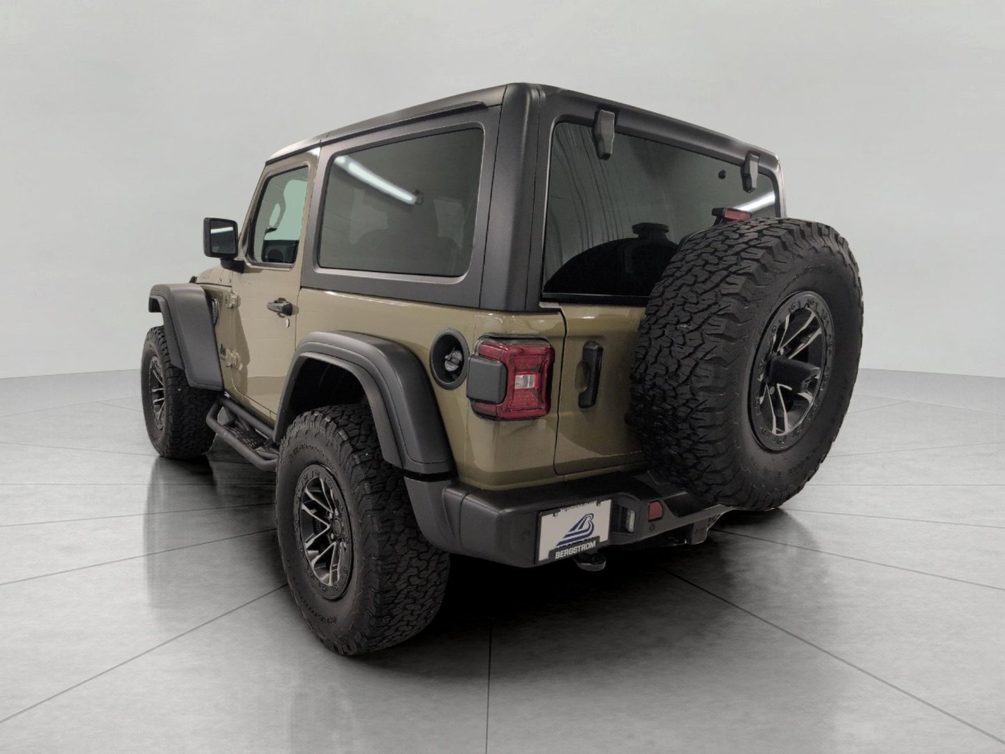 Used 2025 Jeep Wrangler Sport AWD/4WD image 20