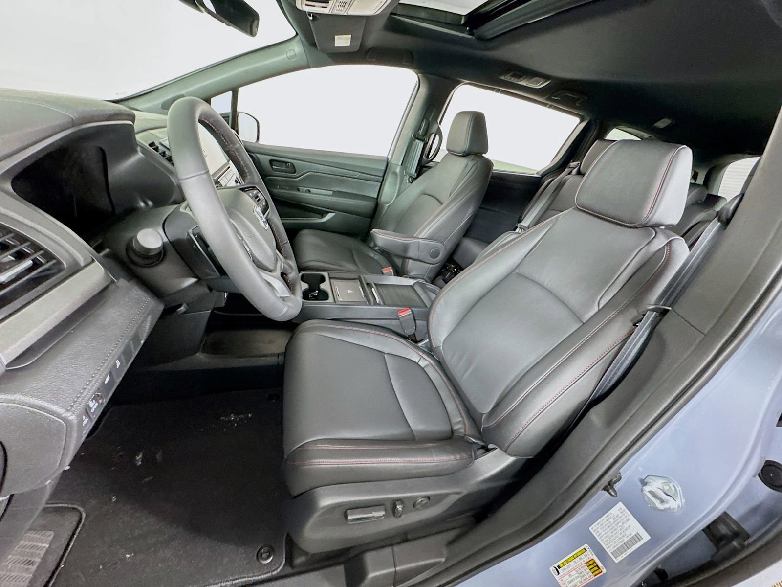 Used 2026 Honda Odyssey Sport-L image 12