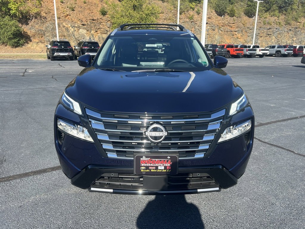 New 2026 Nissan Rogue Platinum image 2