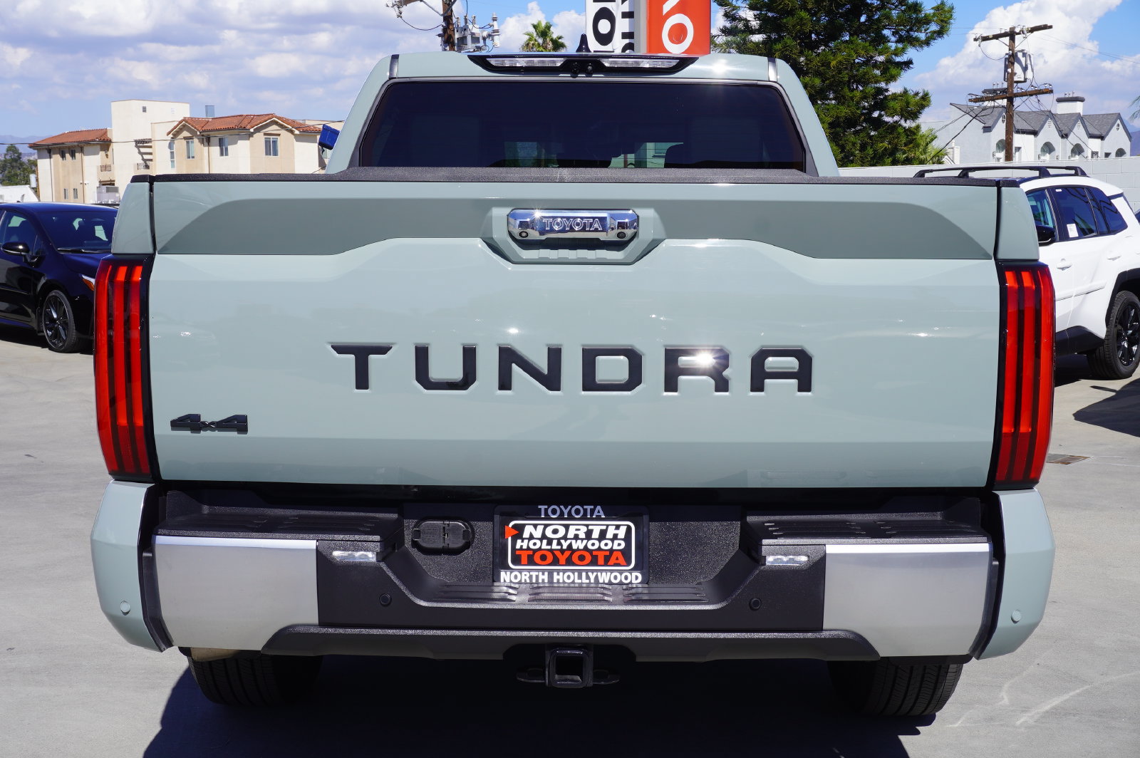 Used 2023 Toyota Tundra Limited w/ TRD Off-Road Package AWD/4WD image 6